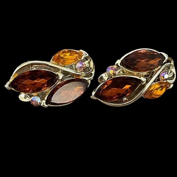 Vintage 1950s Signed STAR Clip On Rhinestone Crystal Earrings - Star Jewelry Co - Picture 2 of 8